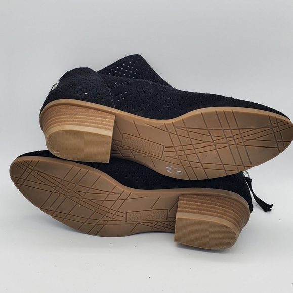 Kenneth Cole Reaction Black Side Walk Perforated Suede Ankle Bootie. Size  8.5 - Picture 8 of 8